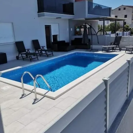 Apartmani Bauman Lejlighed *