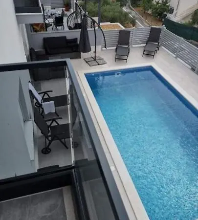 Lejlighed Apartmani Bauman