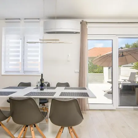 Apartmani Bauman Trogir