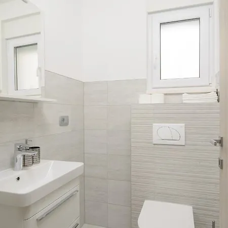 Lejlighed Apartmani Bauman